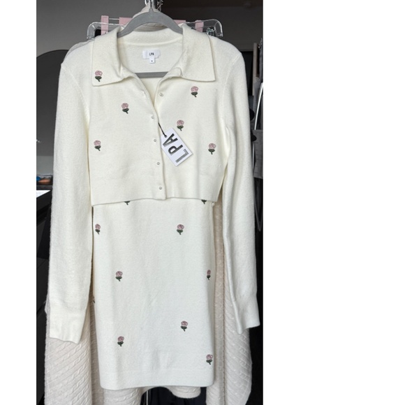 LPA White Floral Cropped Cardigan Size Small- matching NWT dress in storefront - Picture 10 of 16